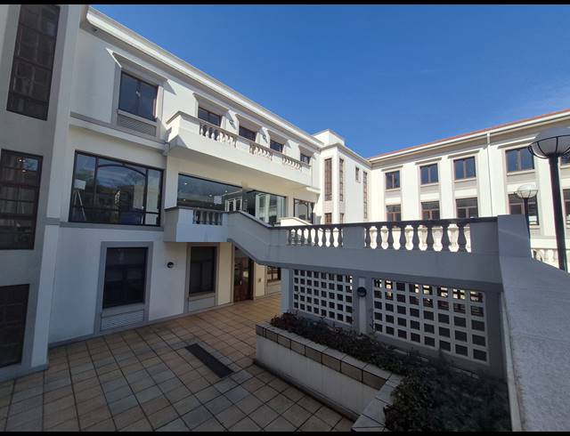 684M² OFFICE TO LET IN SANDTON CENTRAL